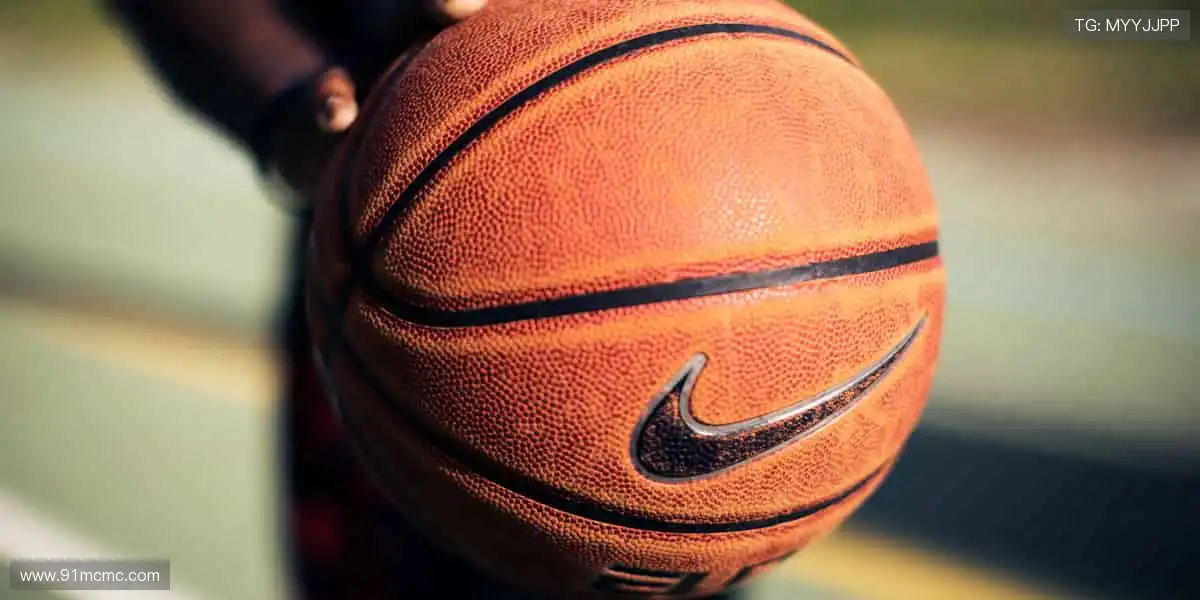 随时随地,直击赛场!📱🎯